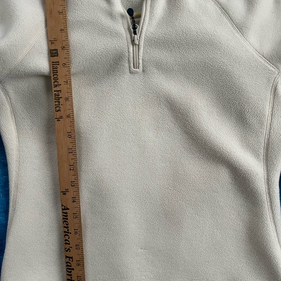 Vineyard Vines Cream Half-Zip Fleece Pullover - Picture 5 of 5